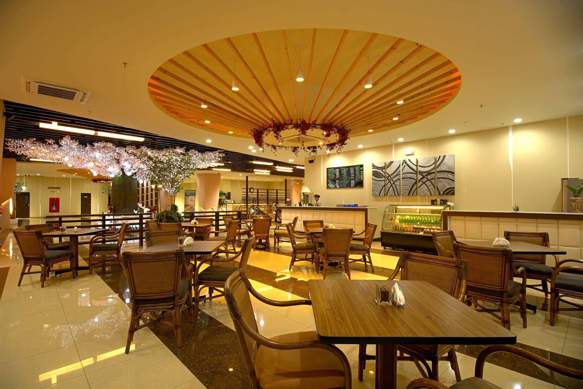 Xenia Hotel Clark Clark Field Extérieur photo