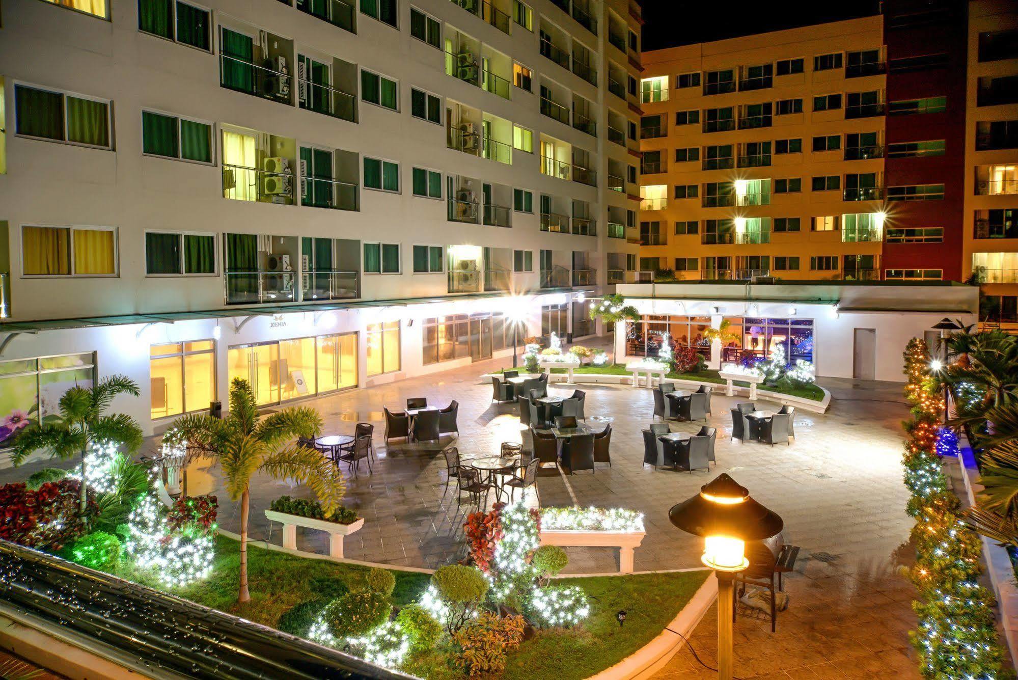 Xenia Hotel Clark Clark Field Extérieur photo